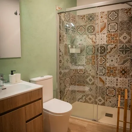 アパート A Torna *